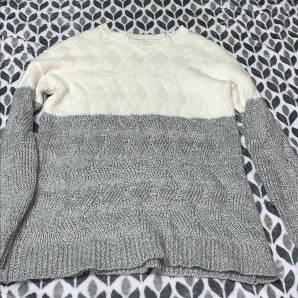 Women’s sweater